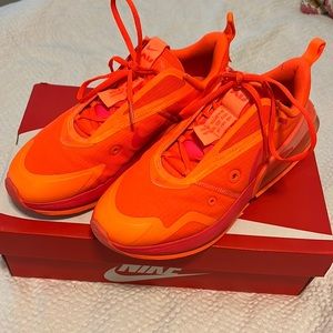 Womens Nike Air Max Up NRG